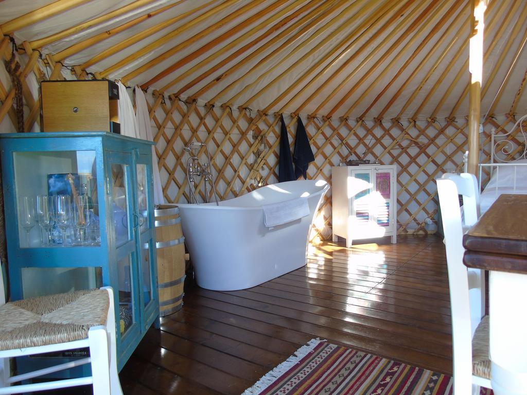 Glamping Abruzzo - The Yurt Hotel Catignano Екстериор снимка